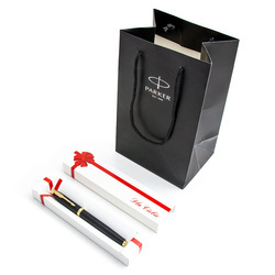 Zestaw Pióro wieczne Parker IM Black w pudełku z torebką prezentową