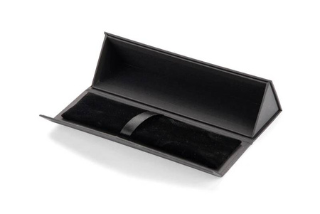 Etui trójkątne z magnetycznym zapięciem