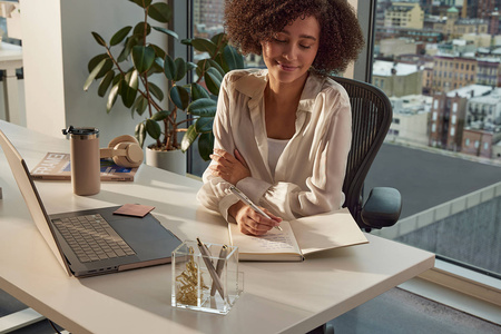 Pióro wieczne Parker IM Professionals Monochrome Champagne (M) z grawerem